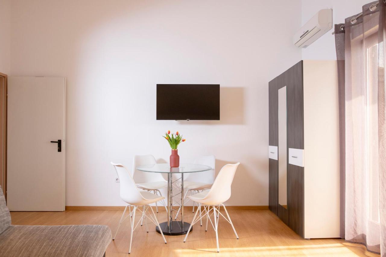 Apartman Ivo Kaštela Exterior foto