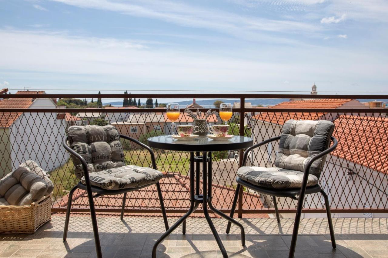 Apartman Ivo Kaštela Exterior foto