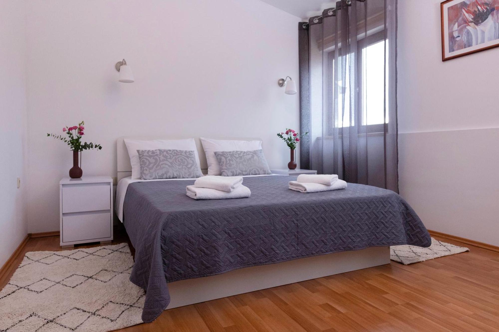 Apartman Ivo Kaštela Exterior foto
